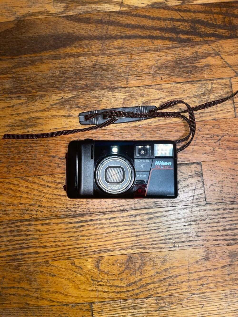 *Don’t know if it works*Nikon Tele Touch 35/70mm Film Camera